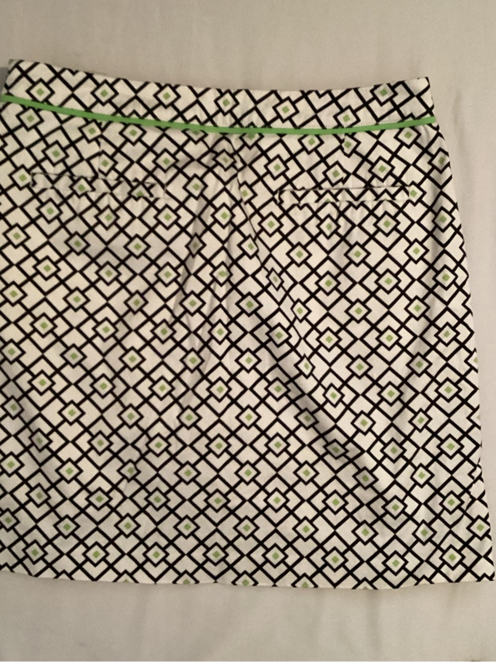 Fairway & Greene Ladies Black White Geometric Design Golf Skort Skirt Size 8